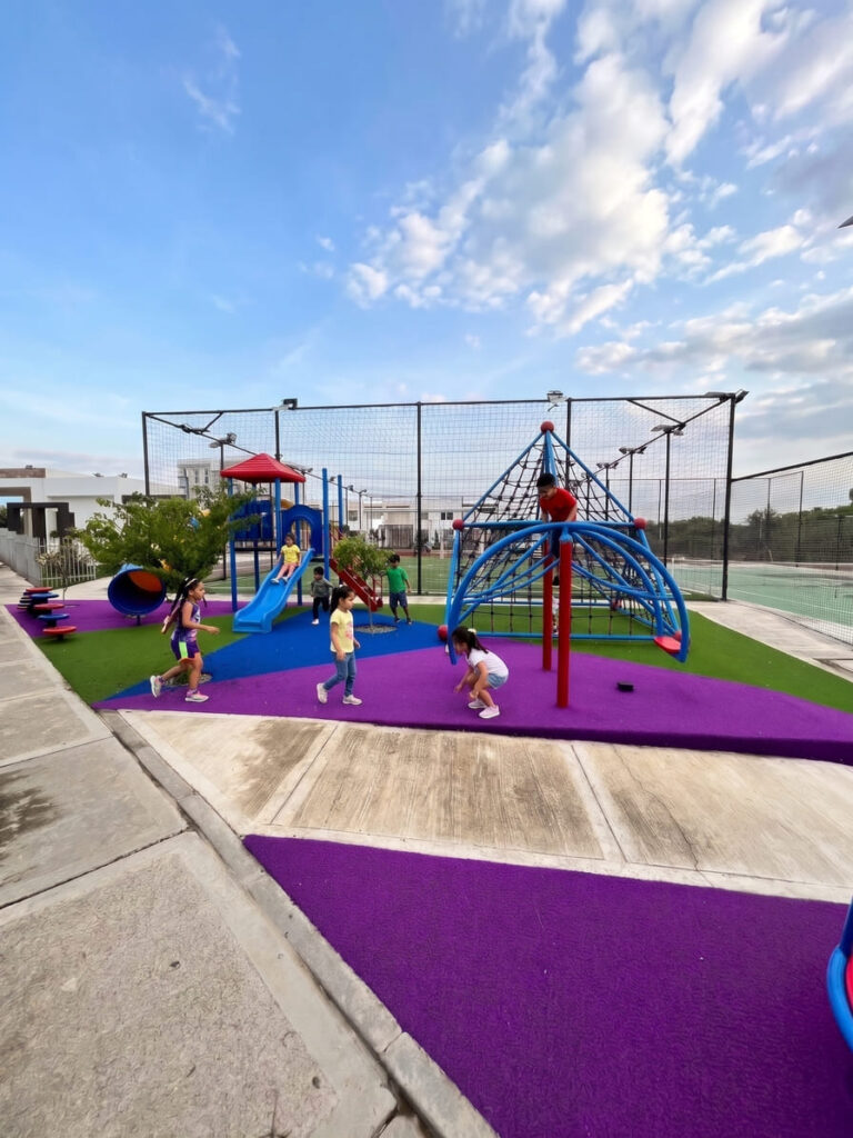 Condominio Arezzo parque infantil